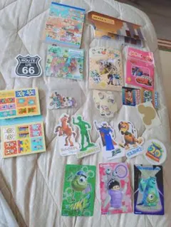 トイストーリーやミニオンなどシールメモ帳ふせんセット