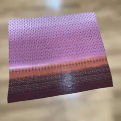 日本製★オリエンタルな新品パレオ★シルク風水着用ストール紫 オレンジピンク総柄