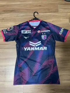 セレッソ大阪 06-07年 ミズノ製 ユニフォーム 12番 未使用品 セレッソ大阪 06-07年 ミズノ製 ユニフォーム 12番 未使用品