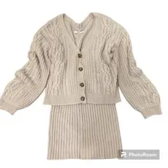 グレイル✨ニットセットアップ ベージュ M ケーブル編み リブタイト 上品