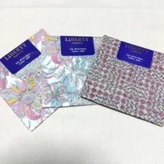 LIBERTY FABRICS リバティ　カットクロス約33cm×50cm 3枚