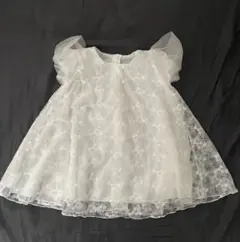 美品 PETIT KID ホワイトチュールワンピース（室内着用一回のみ）