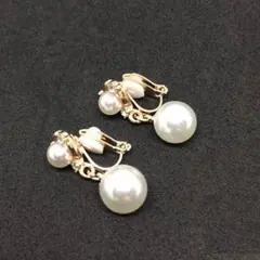 新品・送料無料 揺れるパールが可愛い ダブルパール イヤリング（ローズゴールド）