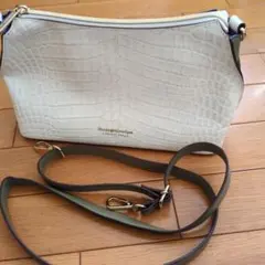 モーダプリンチペ クロコ型押し ショルダーバッグ