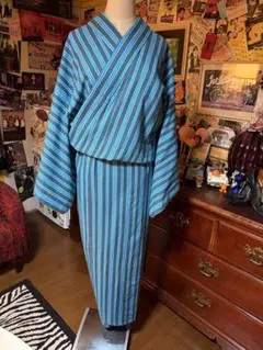 売切最終値下げ！　岡重　浴衣 　綿絽　裄70cm 身幅広め 売切最終値下げ！ 岡重 浴衣 綿絽 裄70cm 身幅広め - メルカリ