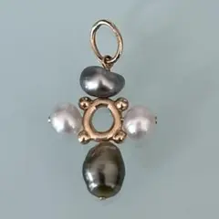 agete ネックレスチャーム