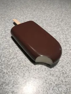 パリパリチョコアイス食品サンプル　実寸大　食べかけ　フェイクフード　映えスイーツ
