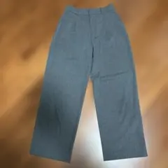 ユニクロ　UNIQLO タックワイドパンツ グレー　　　　　　　　　　　　　　M