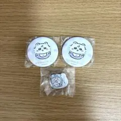 ちいかわベビー モモンガ缶バッジ&古本屋アクスタ