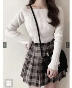 3月値下げ美品★ GRL グレイル スクエアネックリブニットトップス