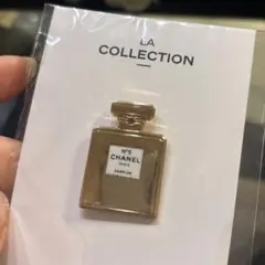CHANEL N°5 香水ボトルピンバッジ 1黒巾着 1