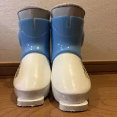 子供用スキー ブーツ 青と白