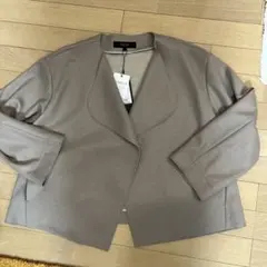 UNTITLED ベージュ　ジャケットコート　2