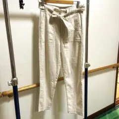 【ほぼ新品】バナリパ リネン パンツ ベージュ サイズ0のサムネイル