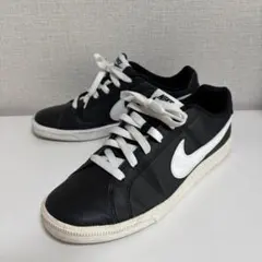 NIKE ナイキ コートロイヤル 25cm 黒 白 スニーカー