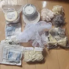 レース 白 水色　グレーリボン ハンドメイド 結婚式　卒業式　コサージュ　入学式