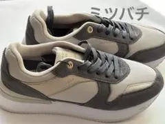 TOMMY HILFIGER トミーヒルフィガー スニーカー グレー ベージュのサムネイル