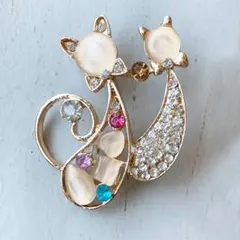 ブローチ 2匹のキャット 猫ブローチ クリスタル 【X0591】