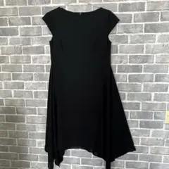 【ダリアンスケリー】黒のアシンメトリックワンピース　裏地付き パーティ　祝賀会