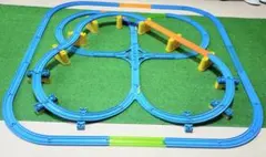 Item thumbnail for item c1cc0e46-c418-40d7-901f-4e40ced41f43