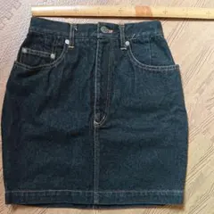 Item thumbnail for item 23d3e8c3-30f0-4c69-8cc4-566acb2c8678