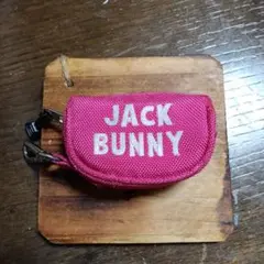 ジャックバニー、ボールケース