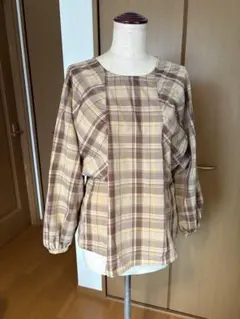 チェック柄 長袖ブラウス ベージュ系