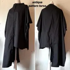 【美品】antiqua アンティカ ボトルネック アシンメトリー ロングシャツのサムネイル