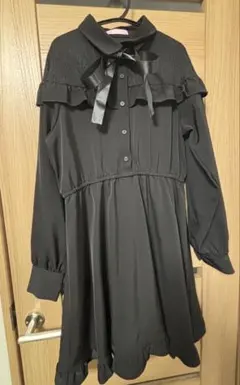 WC フリル付きブラックワンピース フリーサイズ