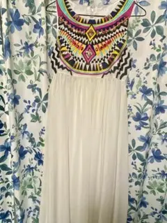 【即購入OK】海外製 ロングワンピース 刺繍×スパンコール ワンピ シフォン F