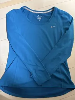 NIKE ロンT ランニングウェア　レディース
