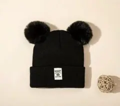 【黒】新品　ニット帽　くまさん　耳付き　ポンポン　ベビー　キッズ　かわいい
