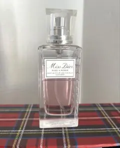 Miss Dior Rose N' Roses ヘアミスト