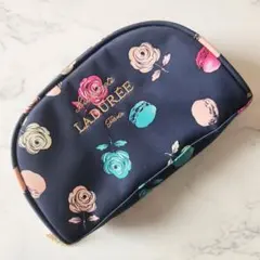 ラデュレ ポーチ