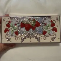 Flower Knows ストロベリーロココ アイシャドウパレット