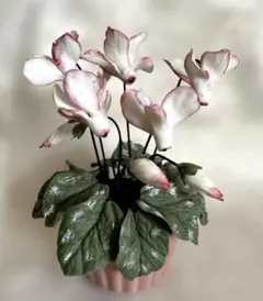 樹脂粘土　ミニシクラメンの鉢植え　ハンドメイド
