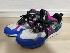 New Balance CRAG TR スニーカー グレー/ピンク/ブルー