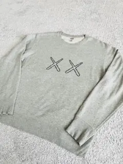 UT KAWS セサミストリートコラボ トレーナー グレー