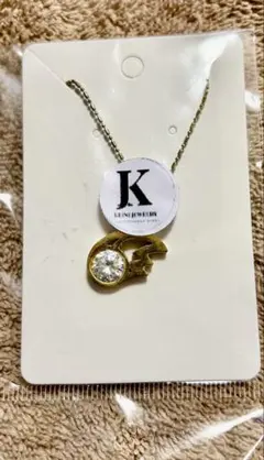 KJ Jewelry ダイヤモンド風ネックレス　ゴールドデザイン　新品未使用