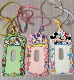 ディズニーランド　チケットホルダー
