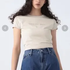 Calvin Klein Jeans クロップドTシャツ
