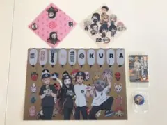 鬼滅の刃　くら寿司　クリアファイル　コラボシート　缶バッジ　シール