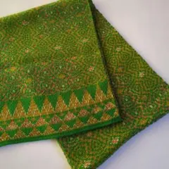 ☆最終お値下げ！《ムートンバット》ラメ入りニット柄マフラー