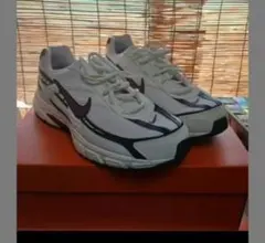 Nike ランニングシューズ ホワイト/パープル