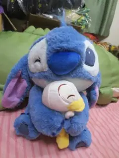 上海ディズニー　スティッチ ぬいぐるみ　みにくいアヒルの子 希少 上海ディズニー スティッチ ぬいぐるみ みにくいアヒルの子 希少
