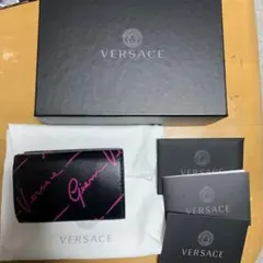 VERSACE 三つ折り財布 ブラック ピンクのサムネイル
