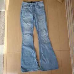 HOLLISTER　ブーツカットデニム