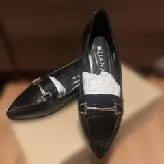 DIANA 黒 ポインテッドトゥ パンプス23㎝　ダイアナ