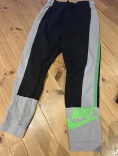 Nike カラーブロックスウェットパンツ