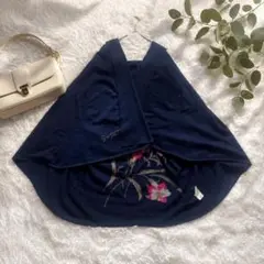 T【伊太利屋】カシミヤ100％ 羽織り 11号 花柄刺繍デザイン 紺 個性的のサムネイル